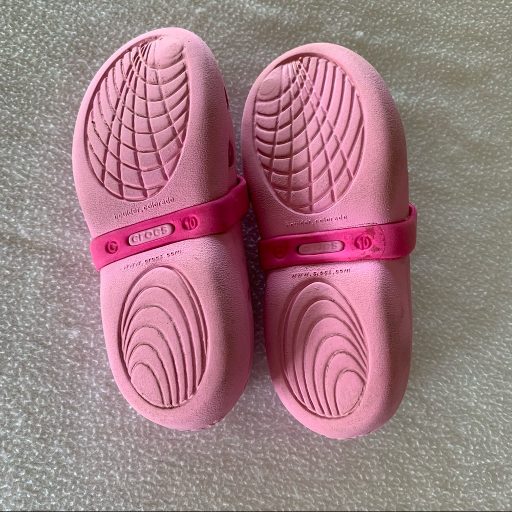 Pink Crocs - Picture 2 of 8